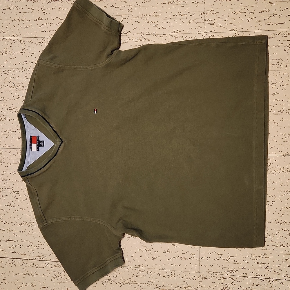 Tommy Hilfiger Olive Green Heavyweight V-Neck T-Shirt Vintage Y2K